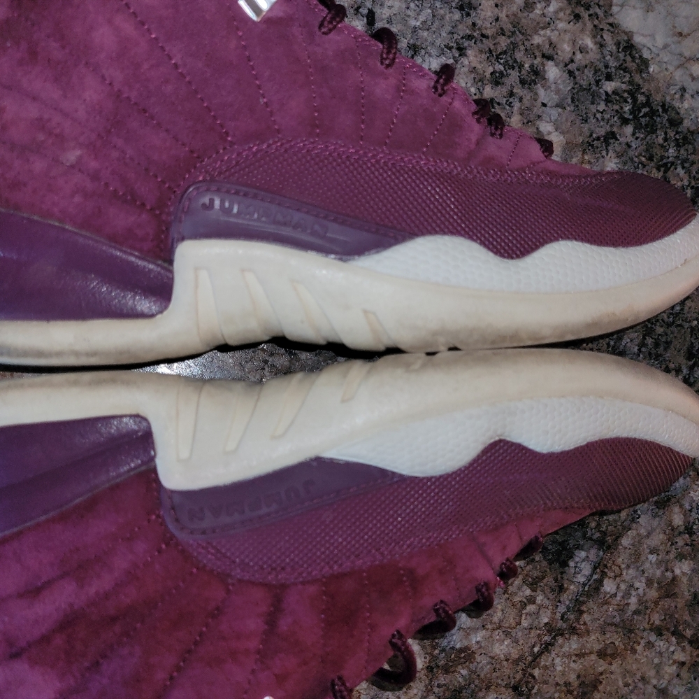 Jordan 9 - Picture 2 of 3